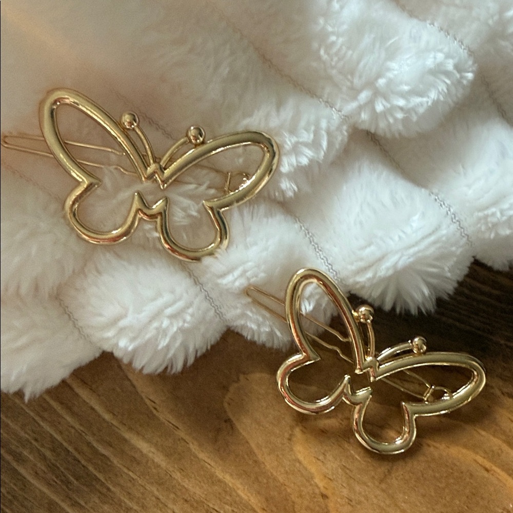 Boutique Gold Butterfly Hair Clips; NWOT